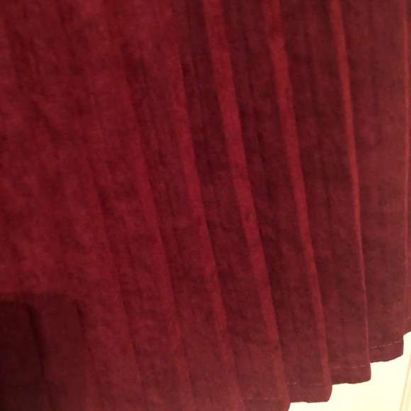 Bordeaux red velvet midi skirt - Picture 2 of 2